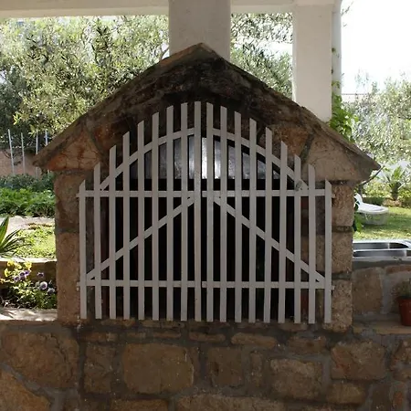 Apartment Apartments With A Parking Space Maslenica, Novigrad - 6548 Jasenice (Zadar)